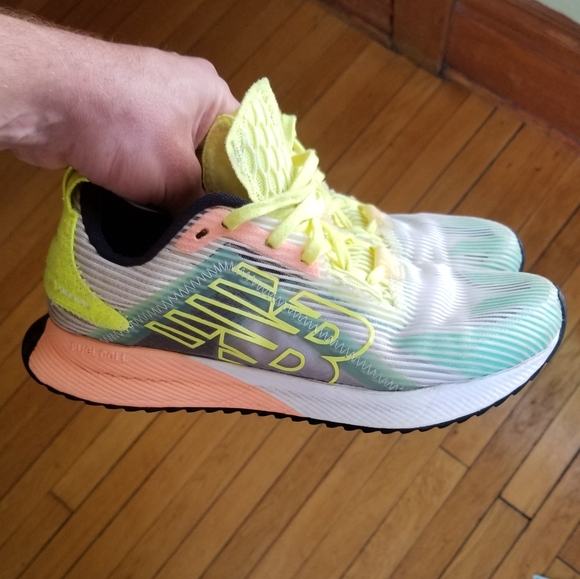 Women's New Balance FuelCell Echolucent size 7.5 white neon athletic sneakers - Picture 2 of 12